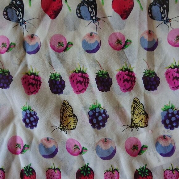 Versace x H&M colorful fruits top - Picture 4 of 12